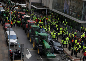 FNSEA paralajmëron rifillimin e protestave në Francë nëse s’plotësohen kërkesat