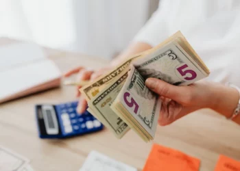 Gara për blerjet më absurde, do çuditeni nga këto shërbime dhe produkte