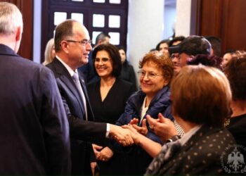 104-vjetori i Tiranës kryeqytet, Presidenca hap dyert për herë të parë për qytetarët