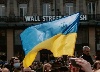 DW: 10 milionë refugjatë do dynden në Europë, nëse rrezikon shpërbërjen Ukraina