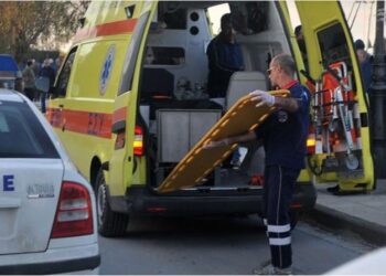 Greqi/ Plagoset rëndë punëtori shqiptar, dërgohet në spital