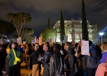 8 Marsi, qytetatarët marshojnë për sigurinë e vajzave dhe grave në qytet