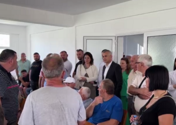 Do zgjidhet kreu i ri i Himarës, qytetarët ndërpresin mbledhjen e Këshillit Bashkiak