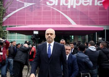 Rienergjizimi i PS/ Rama mbledh në Tiranë drejtuesit e qarqeve