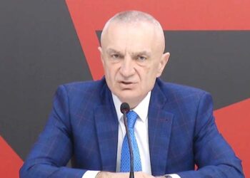 Vjehrra i shkoi sot në SPAK, Meta mbledh në takim skraparllinjtë: Janë besnikë!