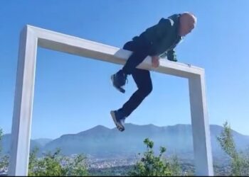 Meta hipën sërish sipër paraleles, i hedh akuza Veliajt