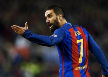 Arda Turan përballet me padi për dëme të mëdha në shtëpinë ku jetonte në Barcelonë