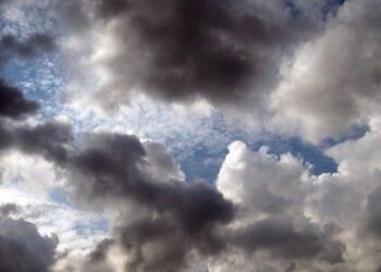 Vranësira dhe shira të përkohshëm në disa zona, si do të jetë moti sot