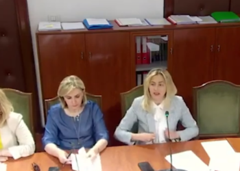 “Të shpjegohet për shkarkimet nga puna”/ Zhupa thërret Pezën në Kom. e Medias