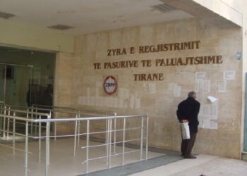 Aksion në Kadastër, SPAK lëshon dy urdhër-arreste