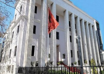 Gjyqtarit në Shkodër iu vu tritol në derën e banesës, reagon KLGJ