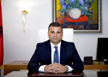 Skandali i mikrokredive në duart e SPAK, në lupë zyrtarë të Bankës së Shqipërisë