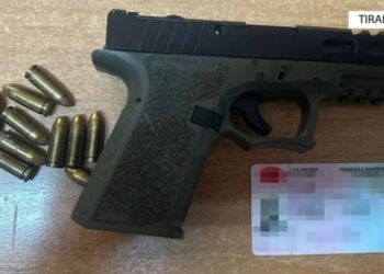 Lëvizte me armë zjarri, arrestohet 38-vjeçari në Tiranë