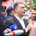 ‘Edhe ju jeni të vjedhur nga Veliaj’, Blushi apel policëve në protestë