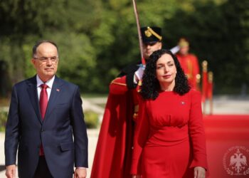 Bajram Begaj vizitë në Kosovë! Kreu i shtetit takim ‘kokë më kokë’ me Vjosa Osmanin