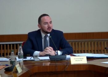 Shpërthen deputeti në Komisionin Hetimor: Ndërhyrjet në TIMS për llogari të bandave