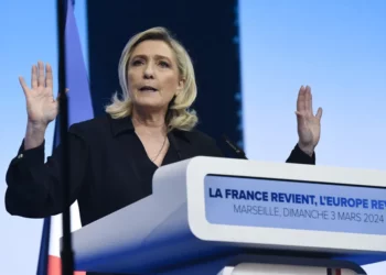 Sondazhet e tregojnë në rritje, e djathta ekstreme në Francë kërkon zgjedhje të reja