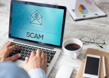 Vijojnë mashtrimet online, kujdes me mesazhe të tilla në telefonat tuaj!