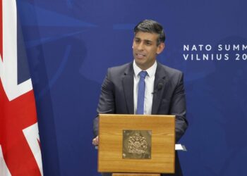 Sunak: Mbretëria e Bashkuar po luan rol udhëheqës në NATO