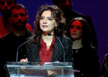 Spiropali nga Athina: Me grekët zemërgjerë ndamë bukën e kripën