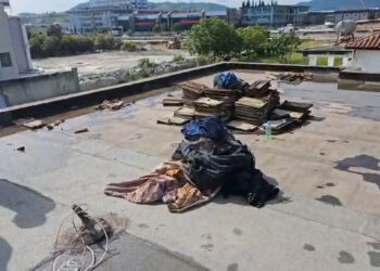 Protestë në Bërxullë për shembjen e shtëpive për ndërtimin e autostradës