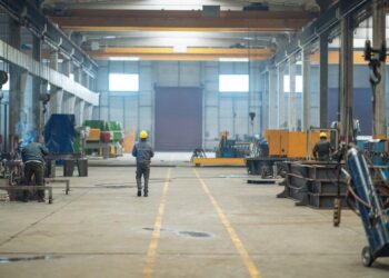 Shpresa te të huajt, por në Shqipëri ka më pak se 10 mijë që punojnë, 1% e totalit