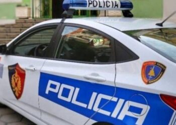 Të shtëna me armë në Bulqizë, qëllohet drejt një makine