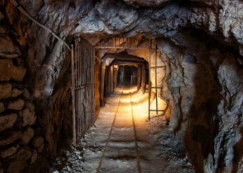 Aksident tragjik në minierën e Bulqizës, humb jetën një minator, tjetri rëndë