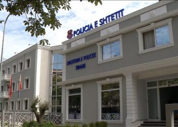 E rëndë në Tiranë/ Policia vetëvritet me armën e shërbimit