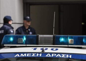 EMRAT/ Drogë dhe armë në banesë, arrestohen 3 shqiptarë në Greqi