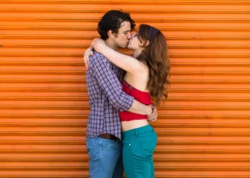 3 shenjat e horoskopit që kanë një tendencë për të kërkuar lidhje të shkurtra