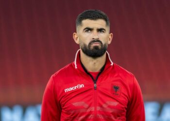 U ‘kryqëzua’ në rrjetet sociale, reagon Elseid Hysaj