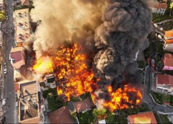 Zjarri në tregun e Shkodrës/ Policia: E shkaktuan dy fëmijë