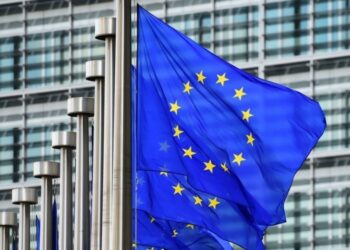 Heqja e masave nga BE, në Kosovë presin që raporti i Borrellit të jetë pozitiv