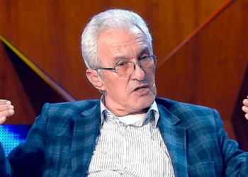 24 orë nga shtrimi në spital, gjendja e Agim Doçit mbetet kritike