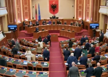 Pas ‘pushimeve’ kuqezi, deputetët i rikthehen të hënën Kuvendit