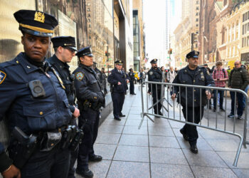 Sulm me armë në një supermarket në Arkansas, momente tmerri