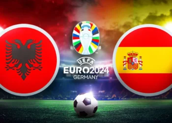 Mbyllet pjesa e parë, udhëheqin spanjollët ndaj kombëtares Kuqezi