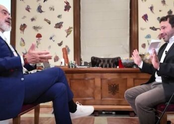 Rai 3 na tregoi sa paguajnë banditët për makiazh