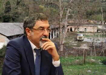 Grabitja e metalit në kombinatin e Poliçanit, Bledi Çuçi paraqitet në Prokurori