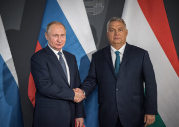 Armëpushimi/ Viktor Orban takon Vladimir Putin në Moskë pas vizitës në Ukrainë
