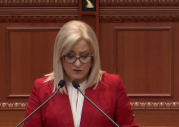 Nikolla heq dorë nga drejtimi i Parlamentit, tregon arsyen e vendimit të papritur