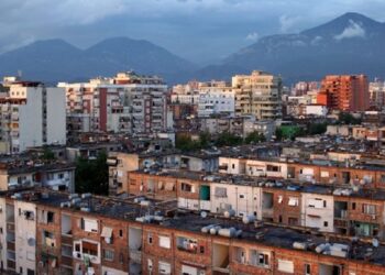 “Bujaria” e qeverisë me rivlerësim të pronave me tarifë 5%