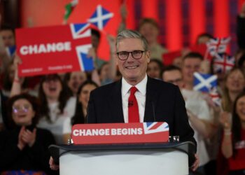 Keir Starmer premton “rinovim kombëtar” pas fitores historike të Partisë Laburiste