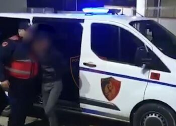 Ishte në kërkim, arrestohet ish-përgjegjësi i zyrës së Urbanistikës në Bulqizë