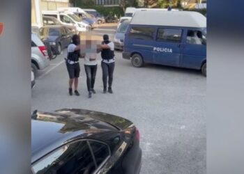 I akuzuar për grup të strukturuar kriminal, arrestohet në Tiranë 38-vjeçari