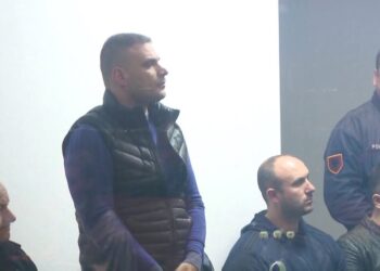 Prej 8 vitesh në qeli, sëmuret Shullazi, dërgohet me urgjencë në spitalin e burgut