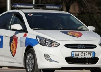 Llogari false në rrjete sociale për të denigruar ish të dashurën, pranga 40-vjeçarit