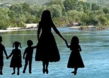 27-vjeçarja tentoi vetëvrasjen bashkë me fëmijët, e ëma: Burri e dhunonte