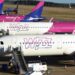 Vazhdon makthi me Wizz Air, kompania e “skandaleve” anulon 3 fluturime për në Itali